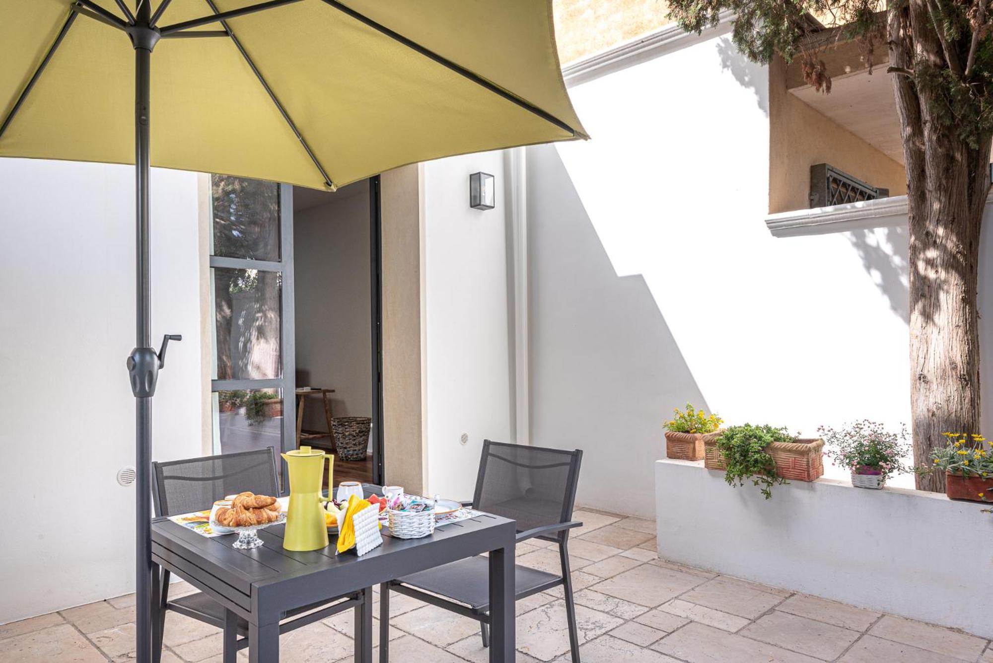 B&B Lu Cuccuviu Lecce Exteriör bild